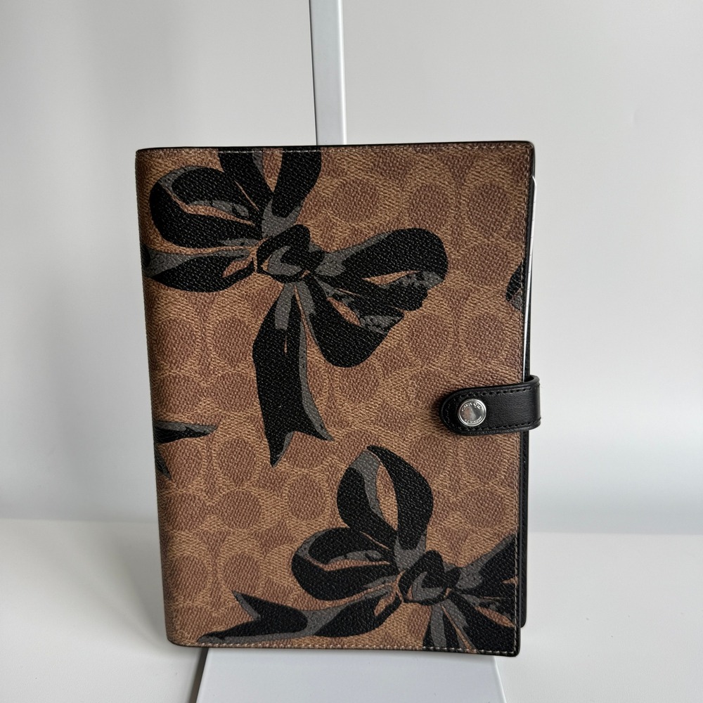 Coach Notebook Tan Black Signature Canvas Bow Print CY991